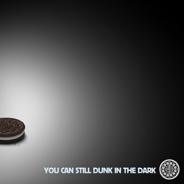 content marketing revolution - oreo tweet